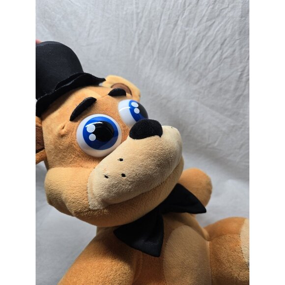 Five Nights At Freddys Fazbear Plush Toy Stuffed Animal 2017 Collectible 16" - Picture 14 of 14